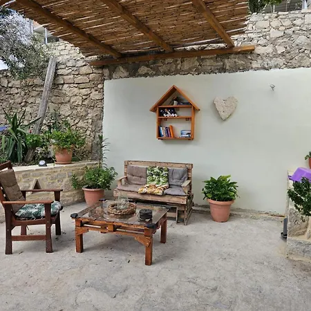 Apartament Papas *